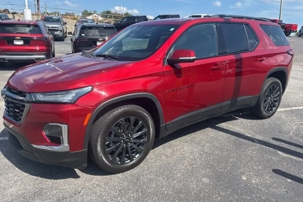 2023 Chevrolet Traverse RS photo 1