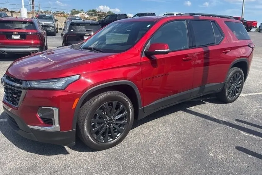 2023 Chevrolet Traverse RS photo 1