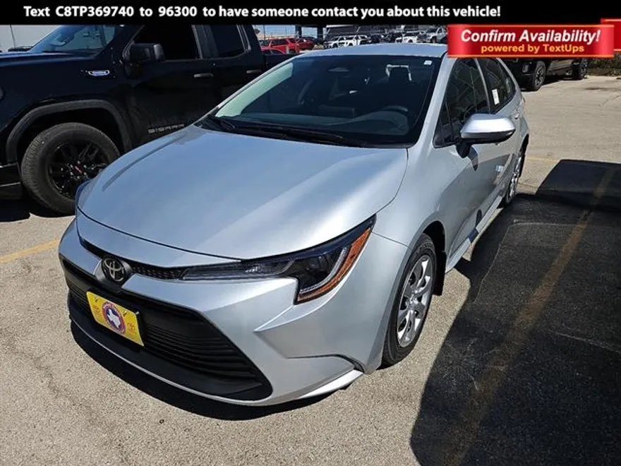 2026 Toyota Corolla LE photo 1