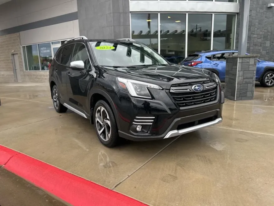 2024 Subaru Forester Touring photo 1