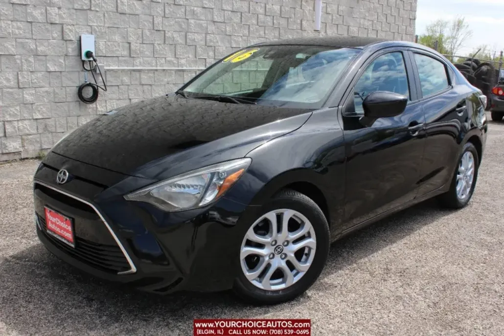 2016 Scion iA Base photo 1