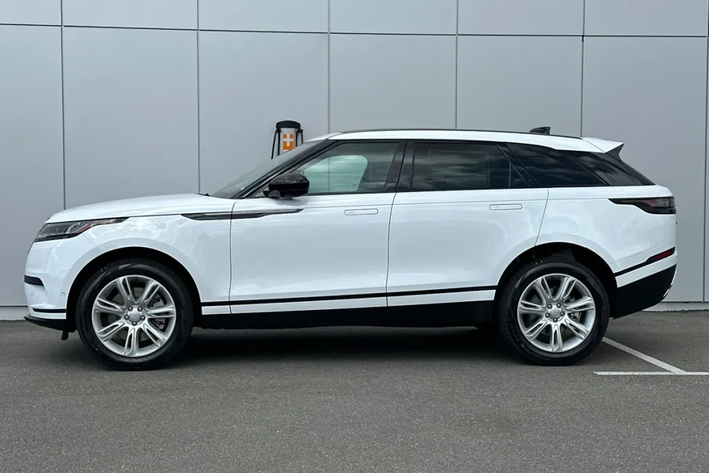 2026 Land Rover Range Rover Velar S photo 1