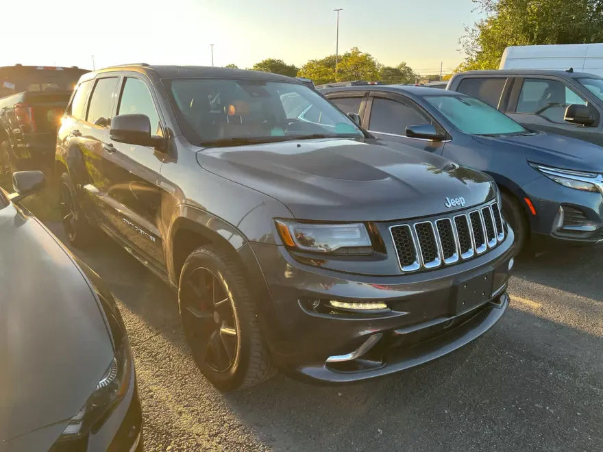 2016 Jeep Grand Cherokee SRT8 photo 1