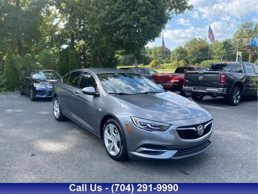 2020 Buick Regal Sportback Preferred photo 1