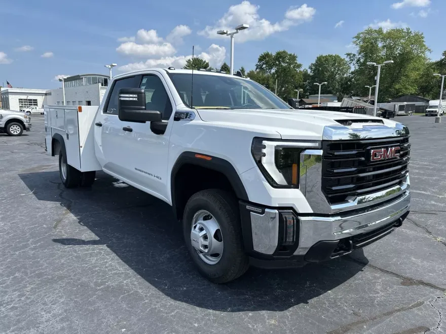 2025 Gmc Sierra 3500 HD Pro photo 1