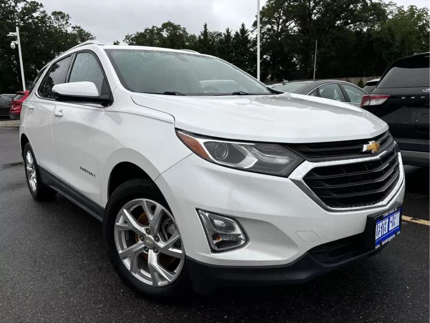 2019 Chevrolet Equinox LT photo 1