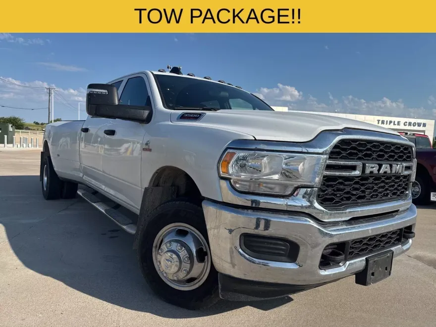 2024 Ram 3500 Tradesman photo 1
