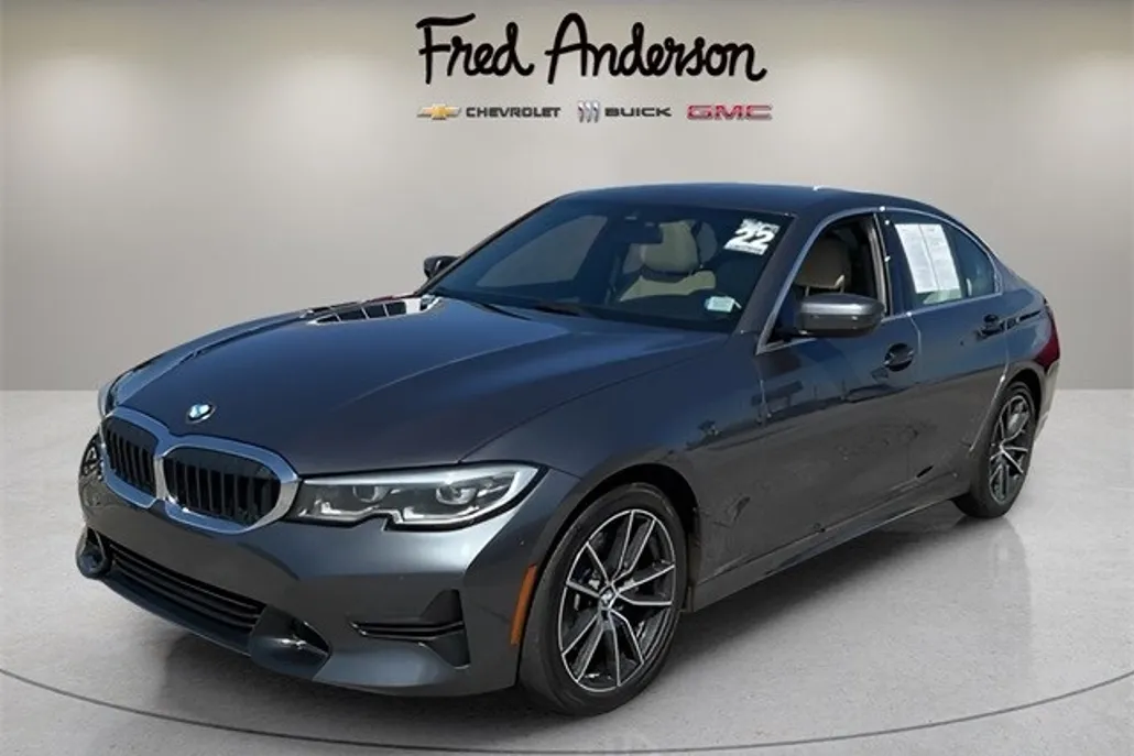 2022 Bmw 330i photo 1