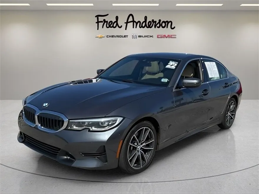 2022 Bmw 330i photo 1