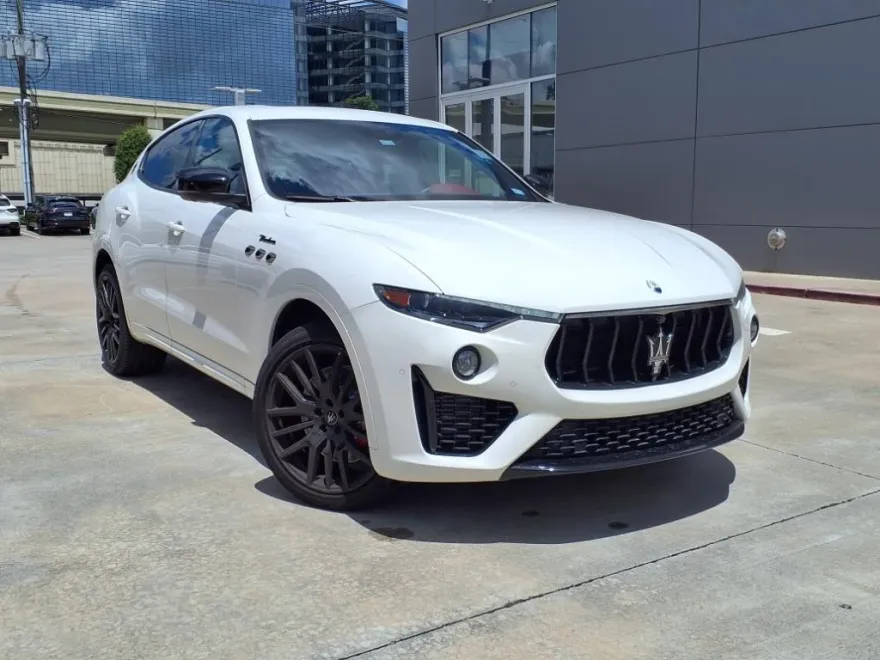 2022 Maserati Levante Modena photo 1