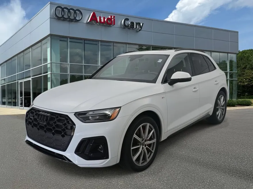 2024 Audi Q5 55 Premium Plus photo 1