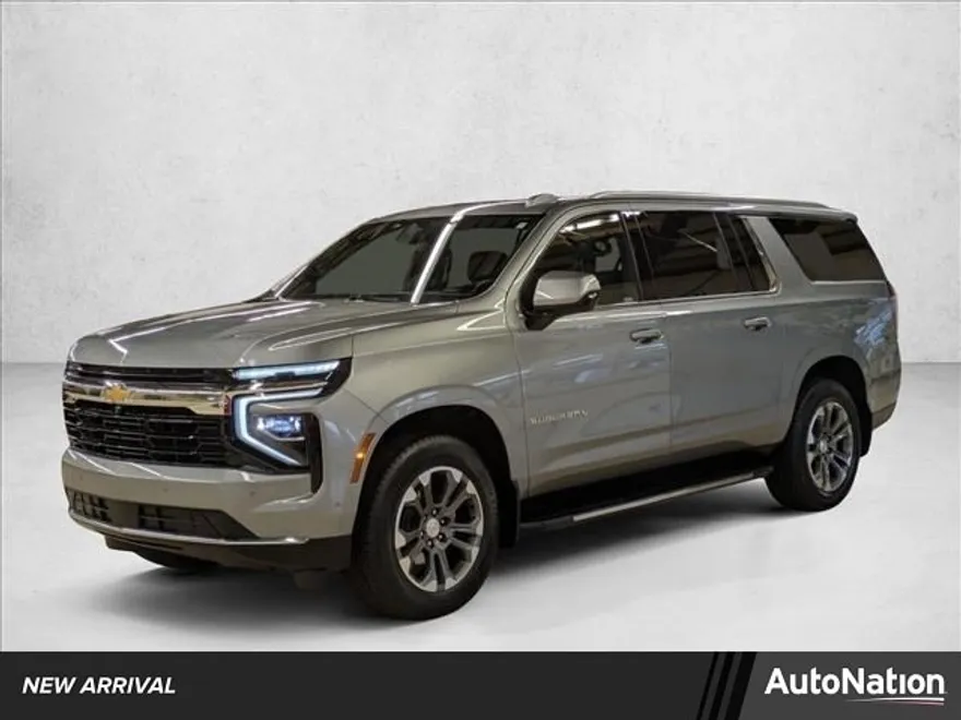2025 Chevrolet Suburban LS photo 1