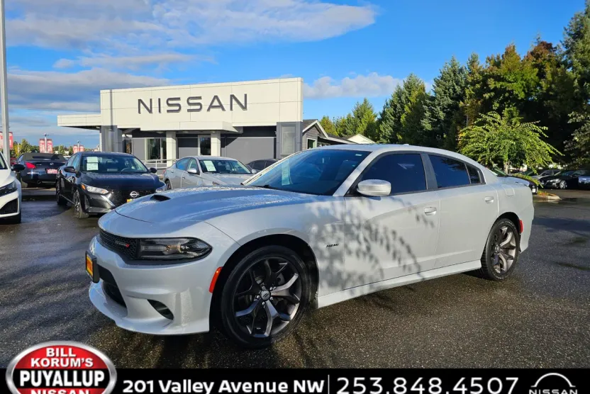 2019 Dodge Charger R/T photo 1
