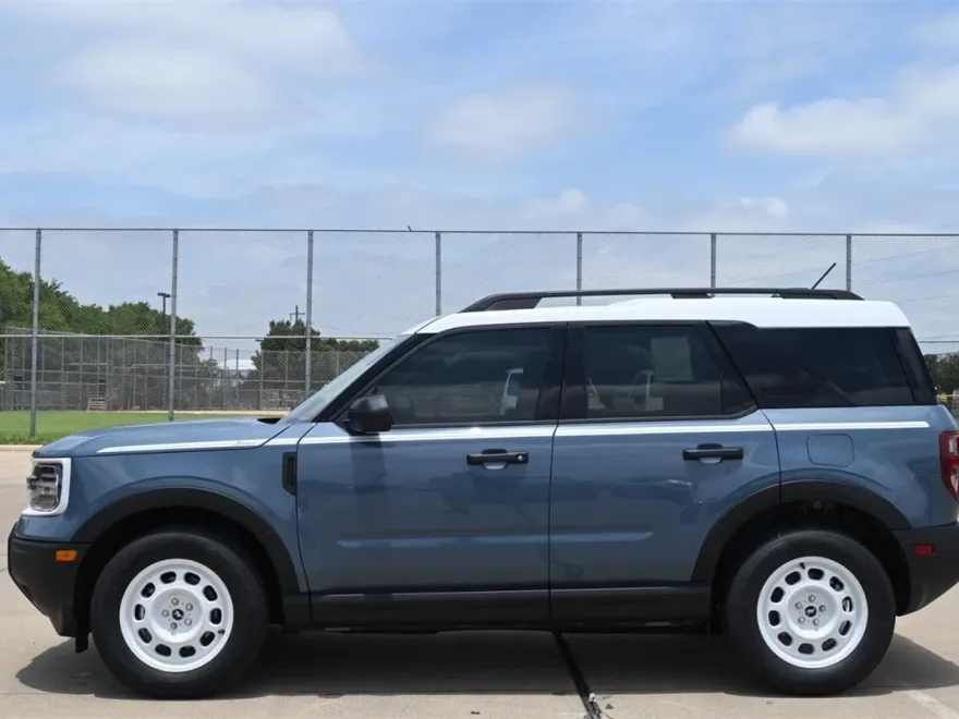 2025 Ford Bronco Sport Heritage photo 1