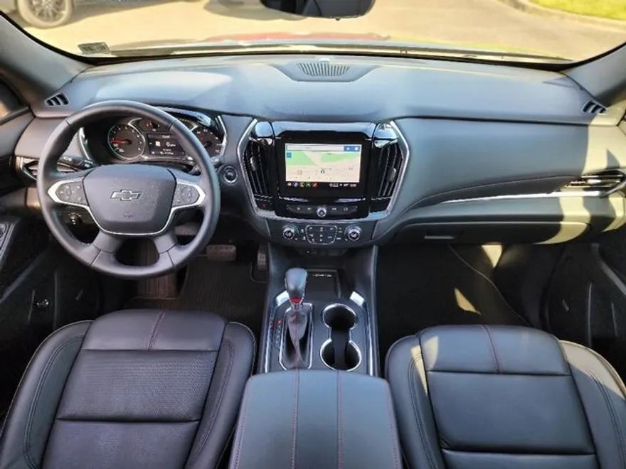 2022 Chevrolet Traverse RS photo 1