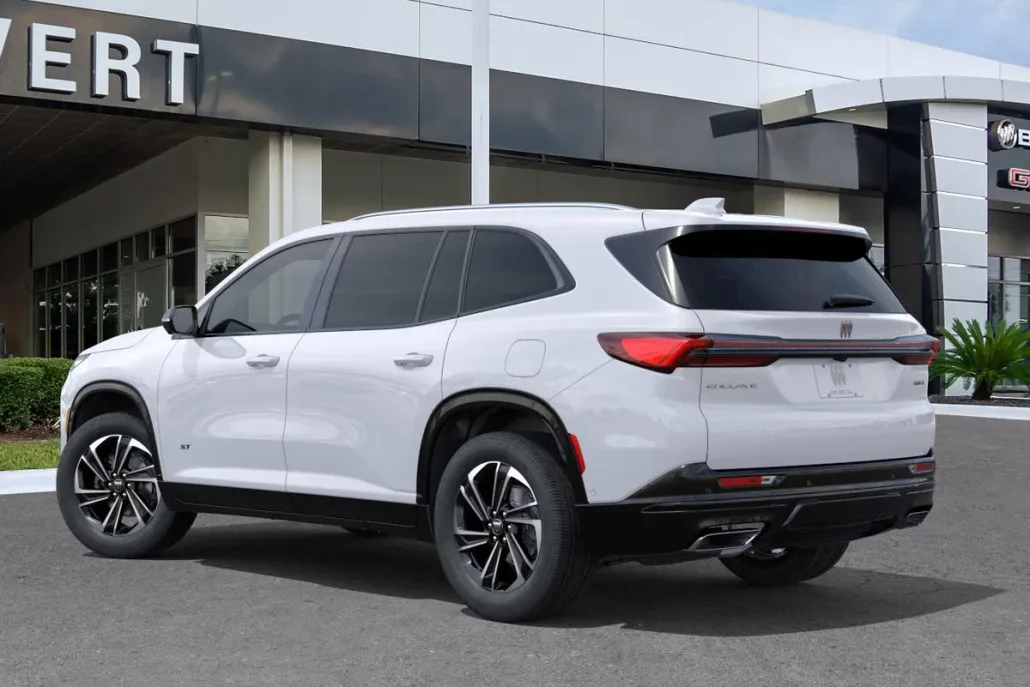 2025 Buick Enclave Sport Touring photo 1