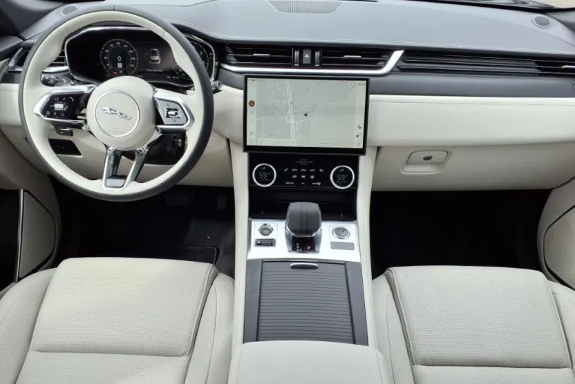 2026 Jaguar F-PACE P250 R-Dynamic S photo 1