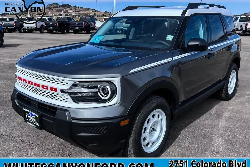 2025 Ford Bronco Sport Heritage photo 1