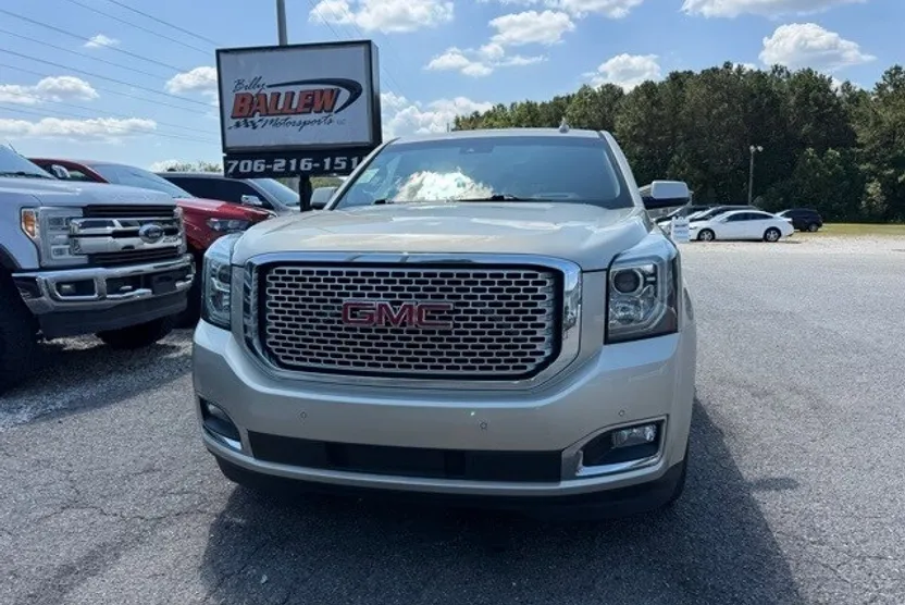 2016 Gmc Yukon XL Denali photo 1