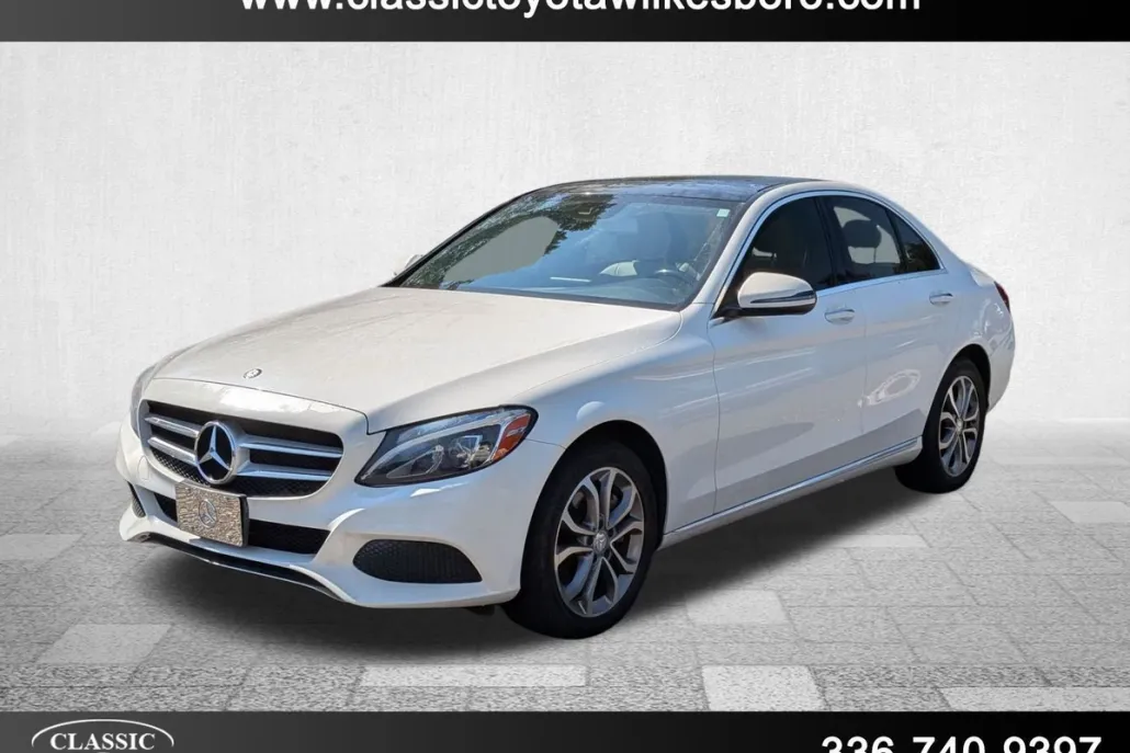 2017 Mercedes Benz C 300 4MATIC photo 1