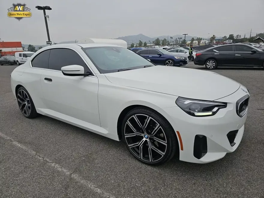 2022 Bmw 230i photo 1