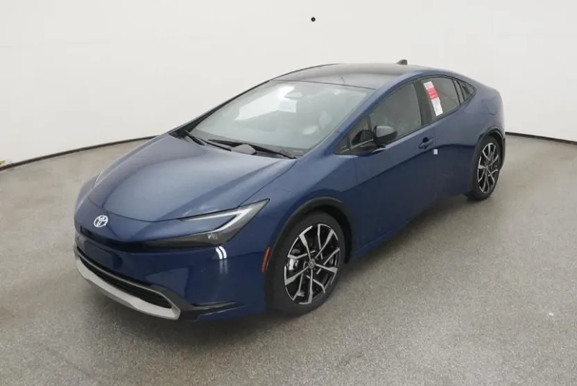 2026 Toyota Prius XSE Premium Plug-in Hybrid photo 1
