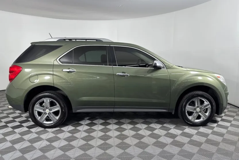 2015 Chevrolet Equinox LTZ photo 1