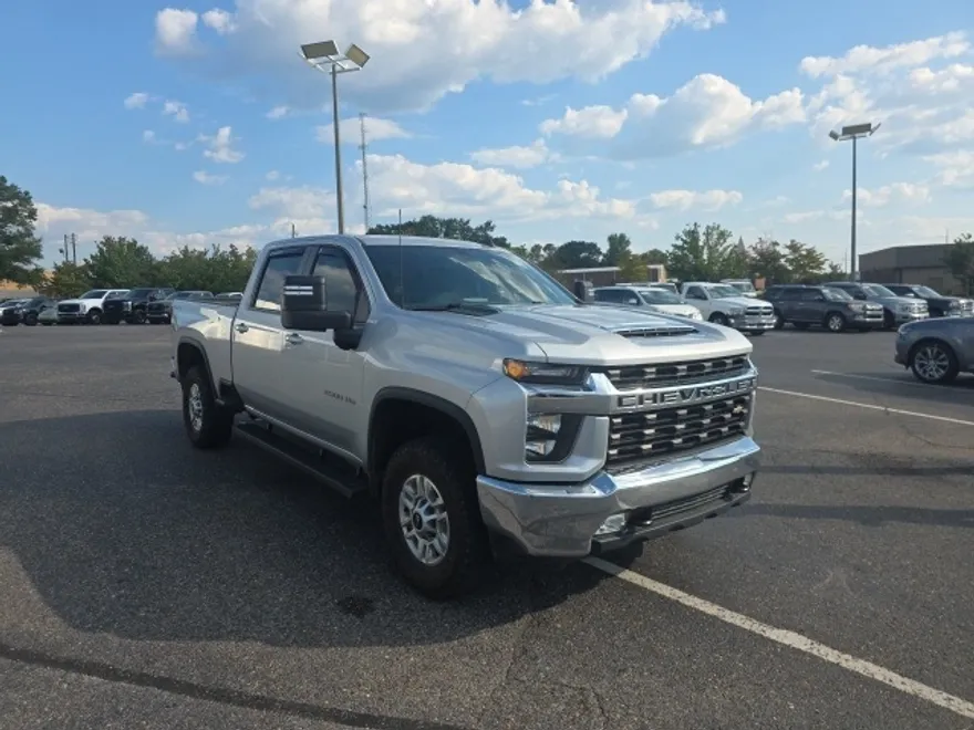2022 Chevrolet Silverado 2500HD LT photo 1
