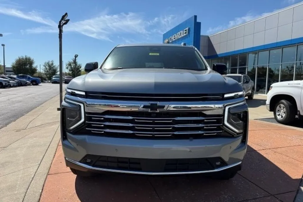 2025 Chevrolet Tahoe Premier photo 1