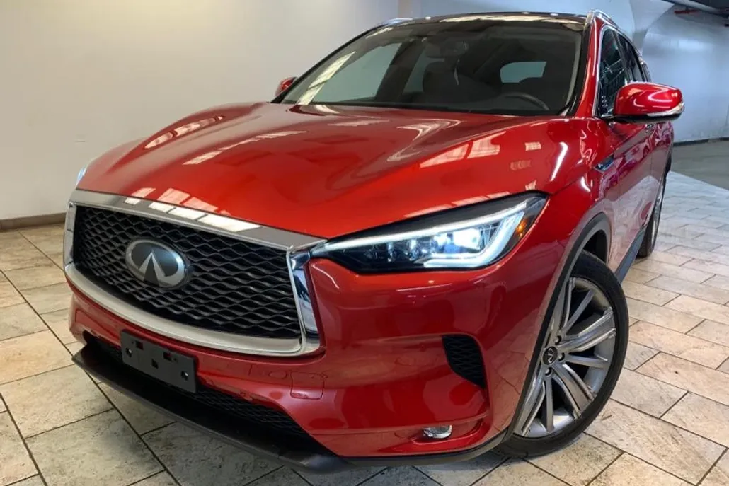 2021 Infiniti QX50 Essential AWD photo 1