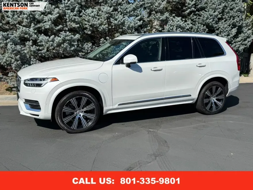 2022 Volvo XC90 Recharge T8 Inscription photo 1