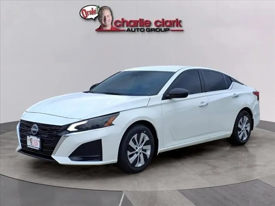 2025 Nissan Altima 2.5 S photo 1