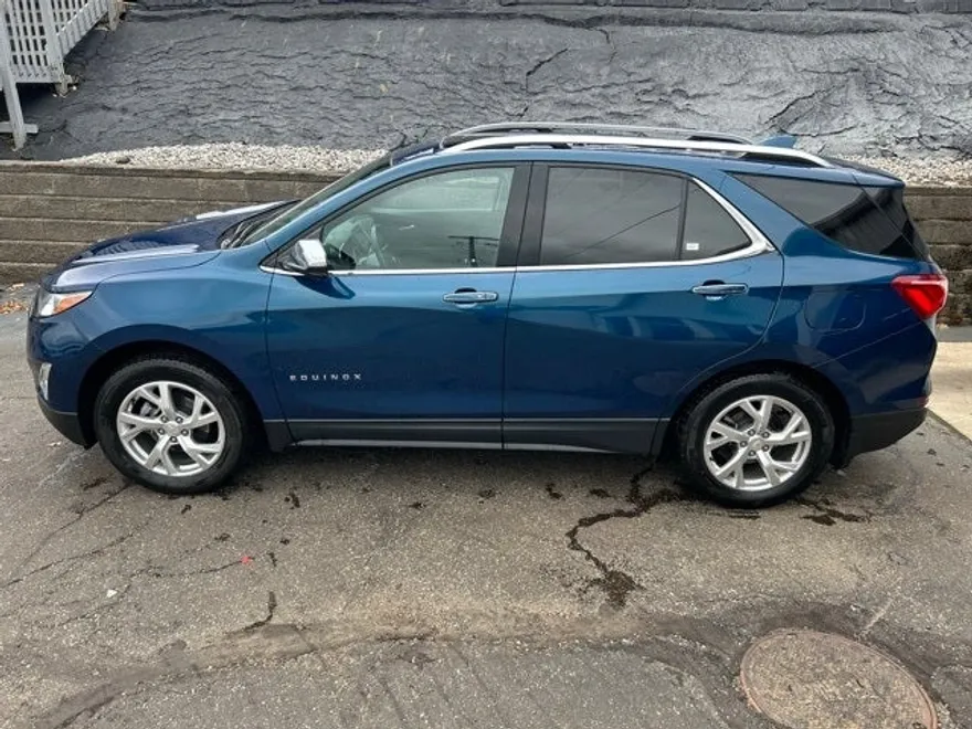 2020 Chevrolet Equinox Premier photo 1