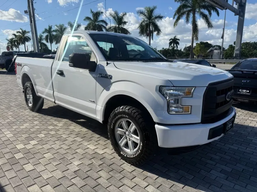 2016 Ford F-150 XL photo 1