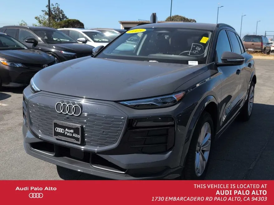 2025 Audi Q6 E-tron Premium photo 1