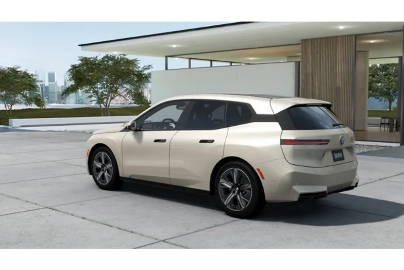 2026 Bmw iX photo 1