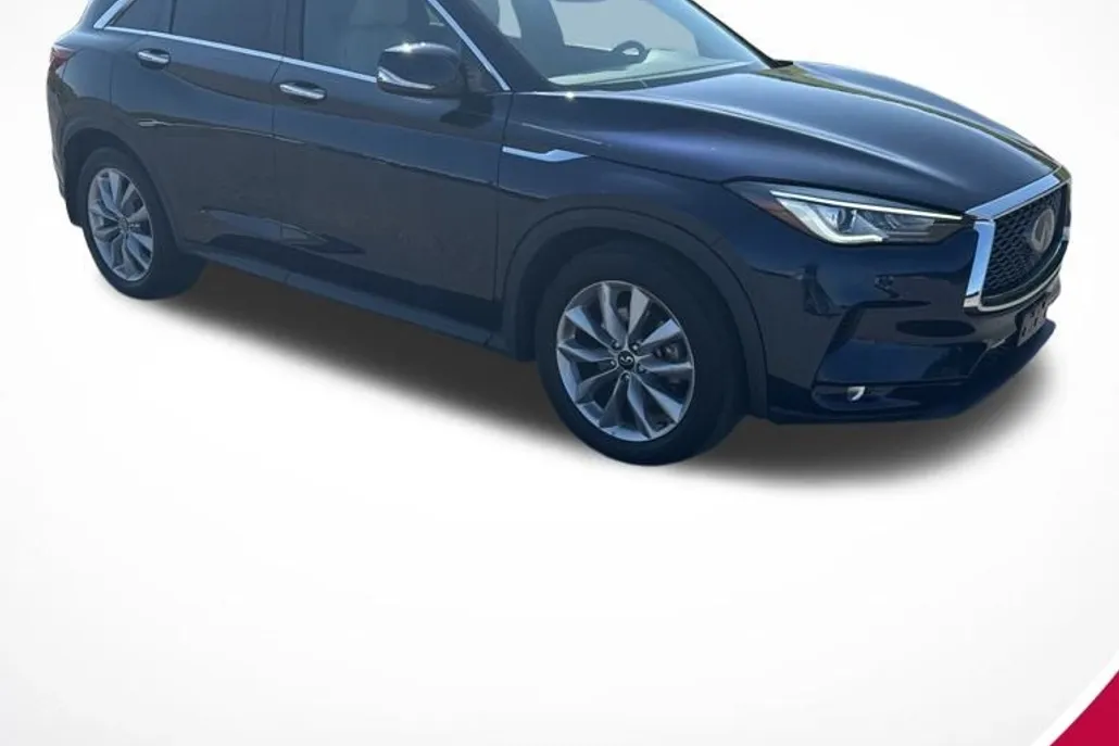 2022 Infiniti QX50 Luxe photo 1