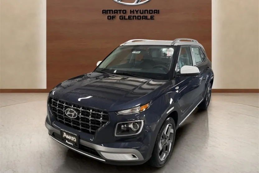 2025 Hyundai Venue Limited photo 1