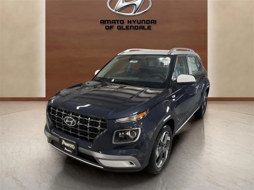 2025 Hyundai Venue Limited photo 1