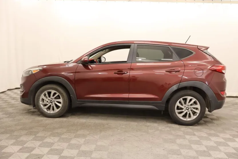 2016 Hyundai Tucson SE photo 1