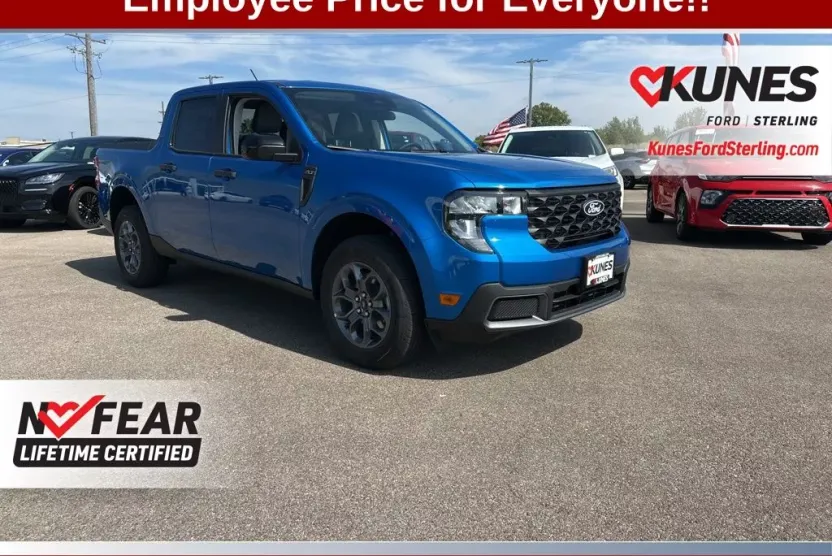 2025 Ford Maverick XLT photo 1