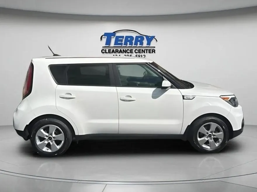 2019 Kia Soul Base photo 1