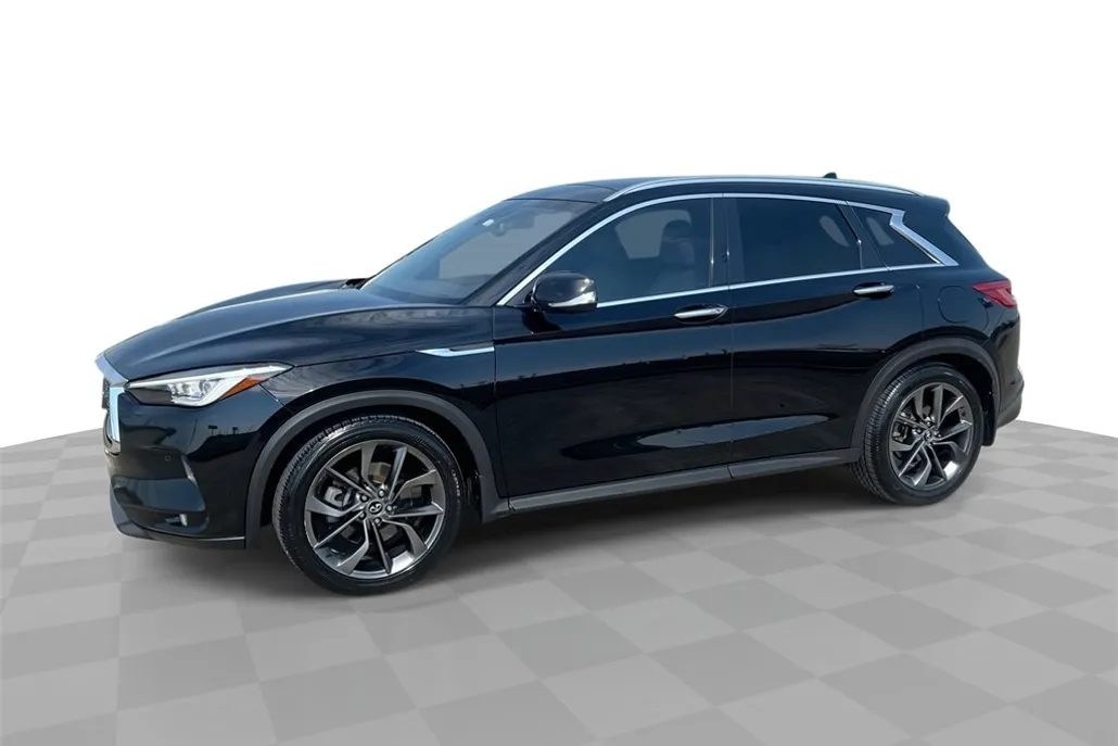 2019 Infiniti QX50 Essential photo 1