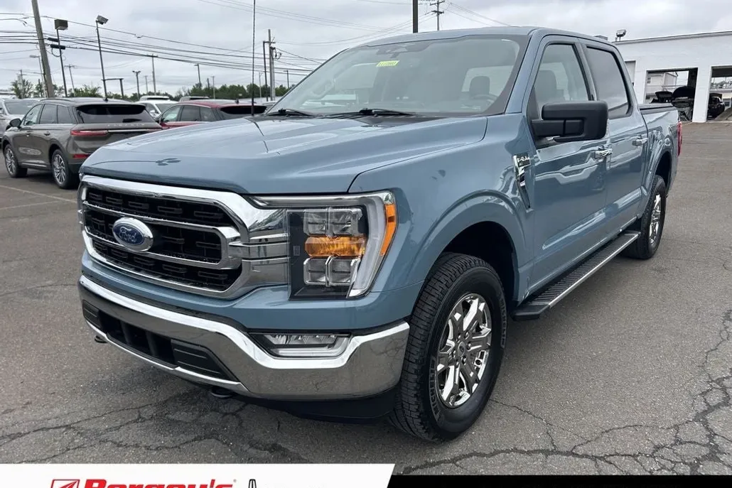 2023 Ford F-150 XLT photo 1