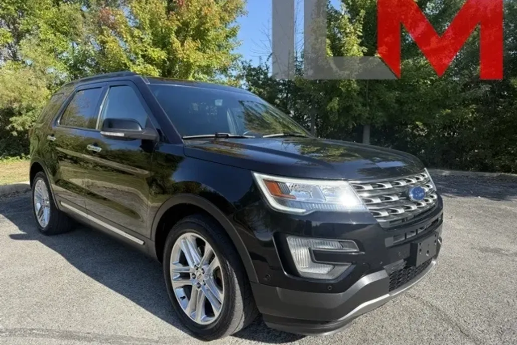 2016 Ford Explorer Limited photo 1
