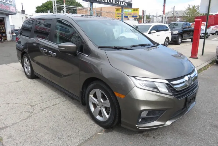 2019 Honda Odyssey EX-L photo 1