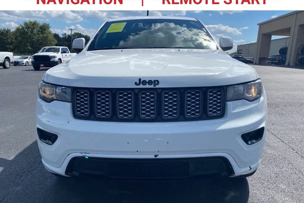 2018 Jeep Grand Cherokee Altitude photo 1