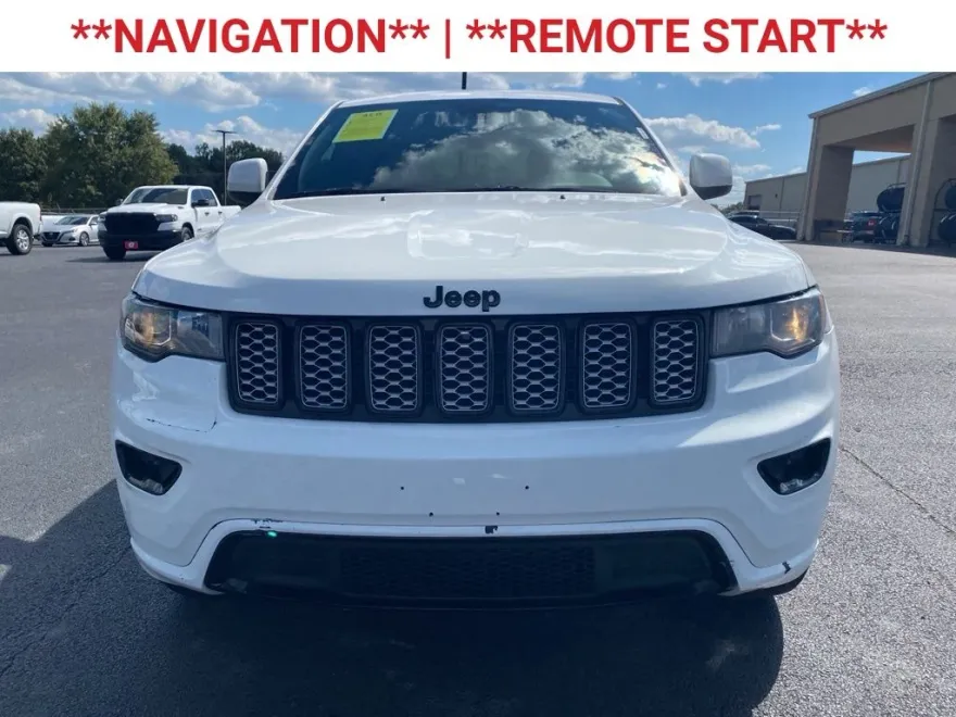 2018 Jeep Grand Cherokee Altitude photo 1