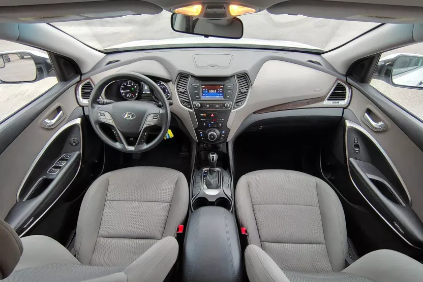 2017 Hyundai Santa Fe Sport Base photo 1