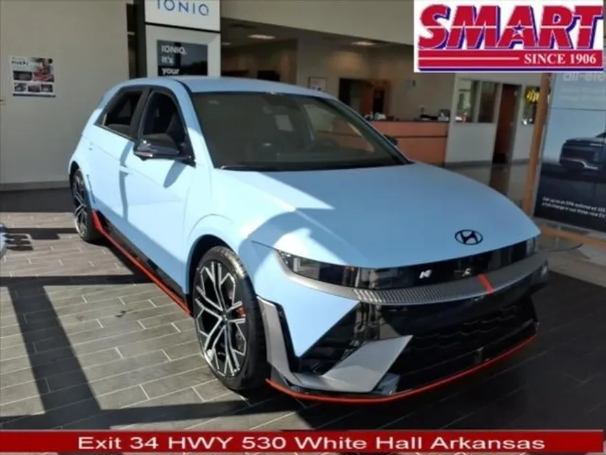 2025 Hyundai Ioniq photo 1